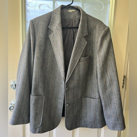 Jonathan Richard size 42 wool blend two button sports coat. Gray striped vintage - Picture 1 of 10